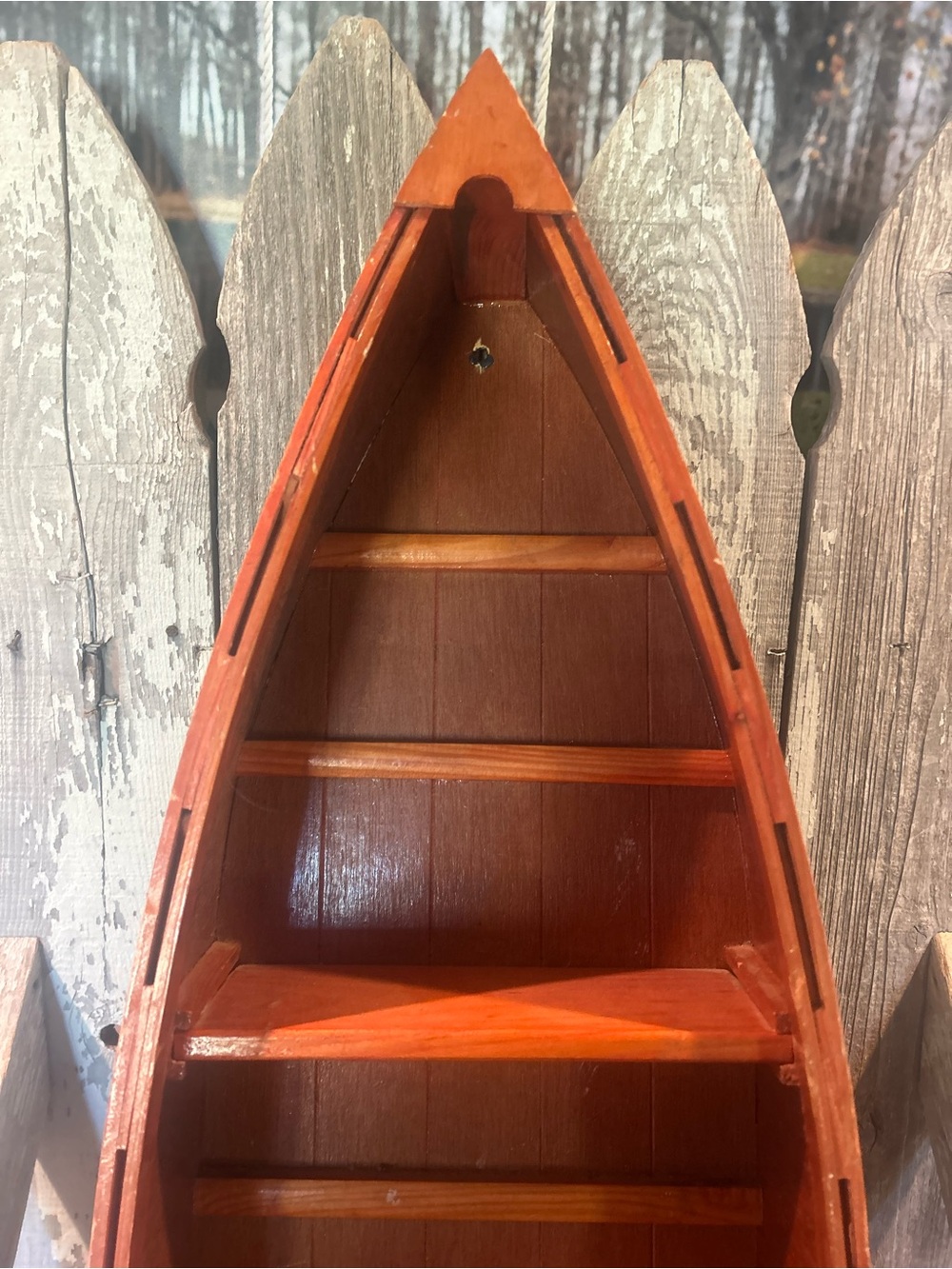 Boat-Shaped Display Shelf - Picture 5 of 12